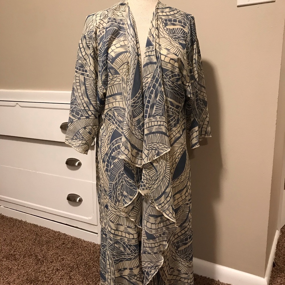 Lula roe kimono